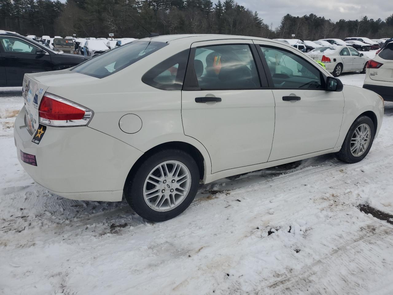 2009 Ford Focus - Image 3