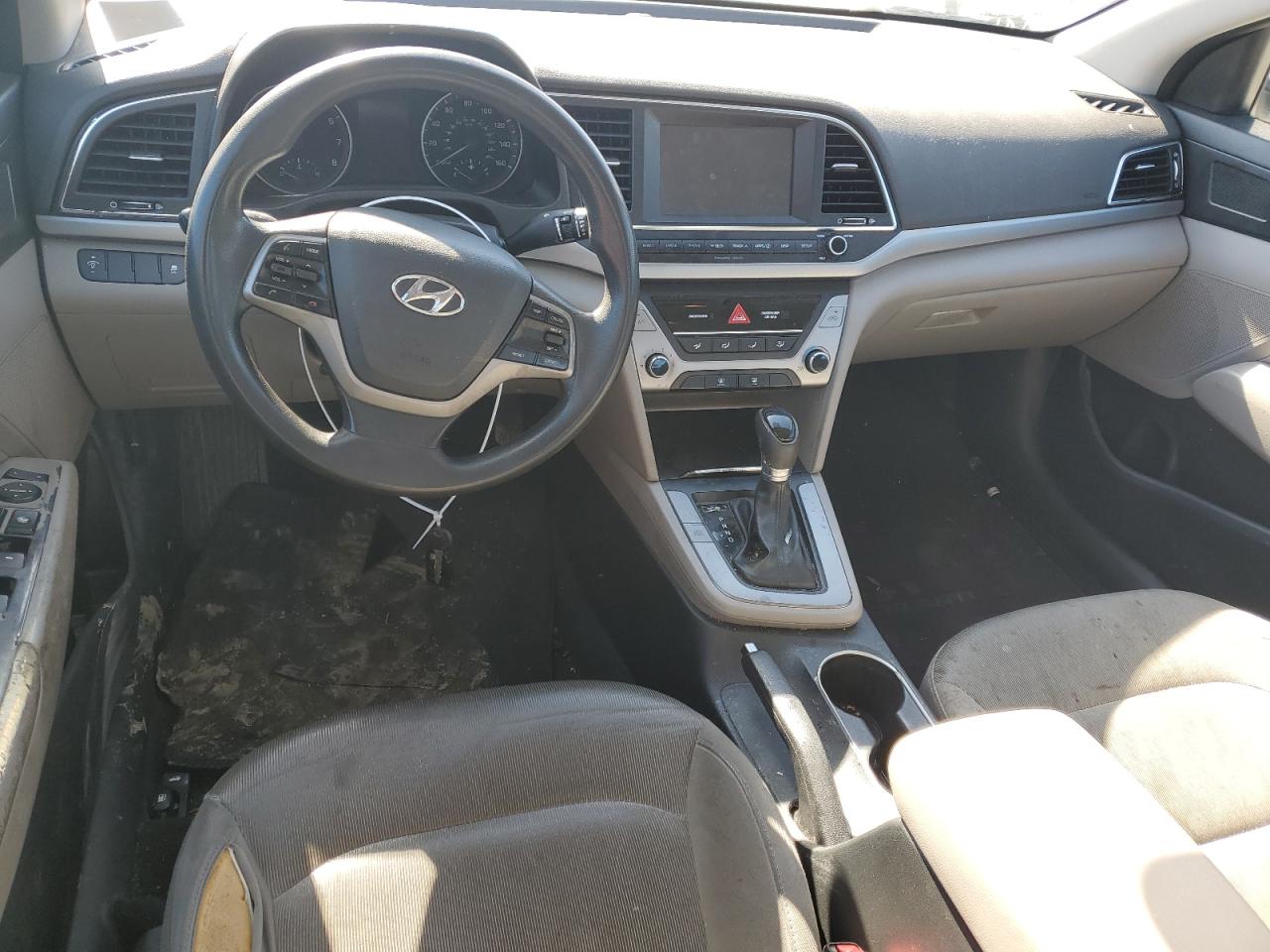 2017 Hyundai Elantra - Image 8