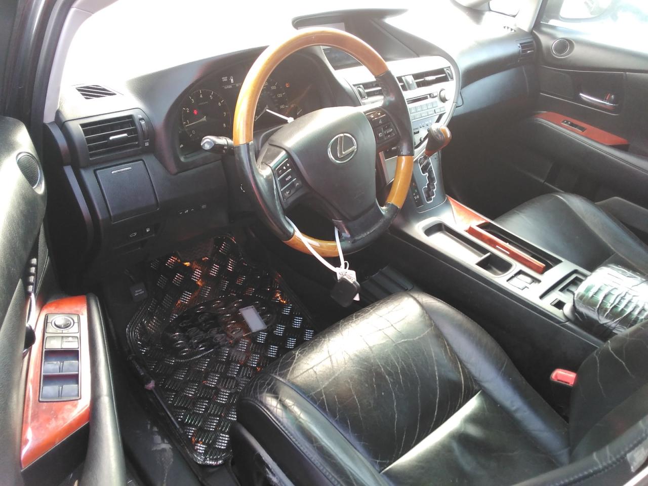 2011 Lexus RX - Image 8