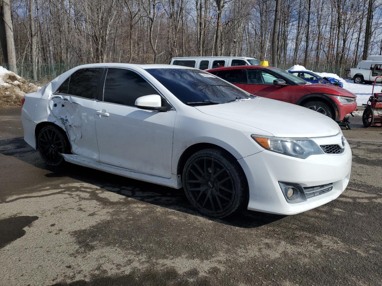 2013 Toyota Camry - Image 4