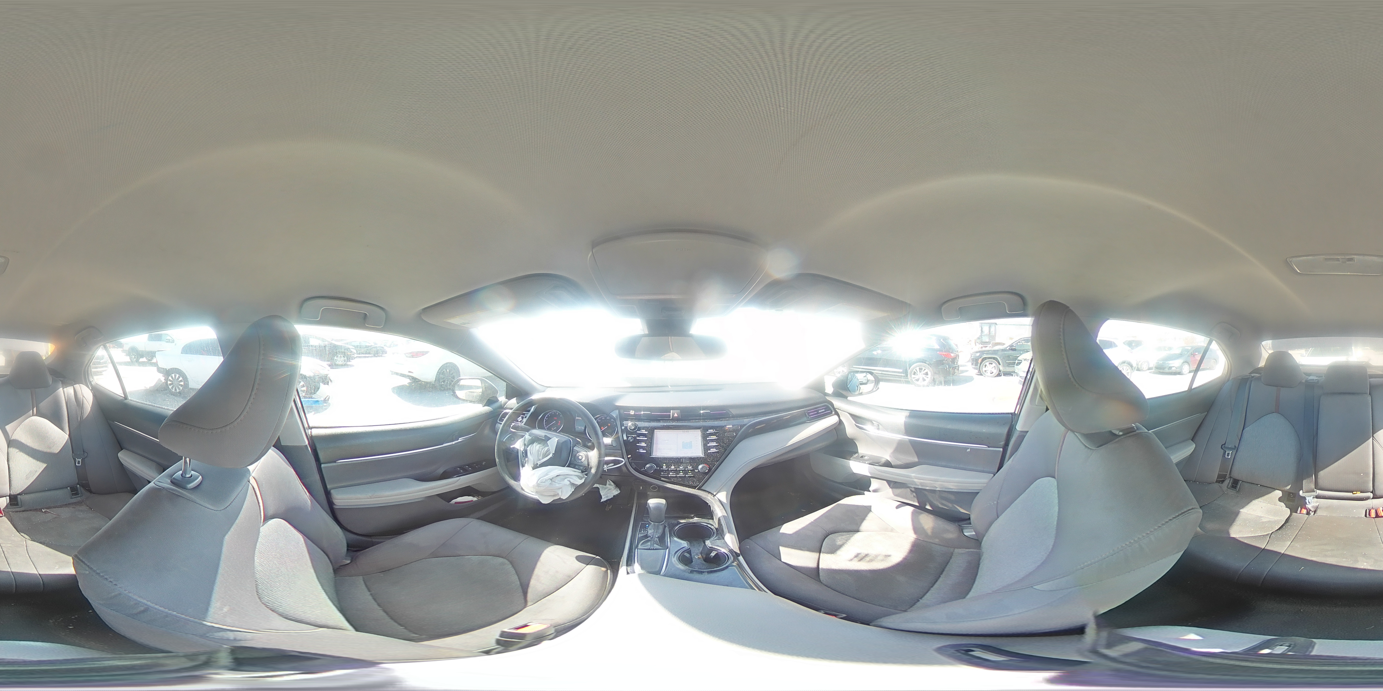 2019 Toyota Camry - Image 13