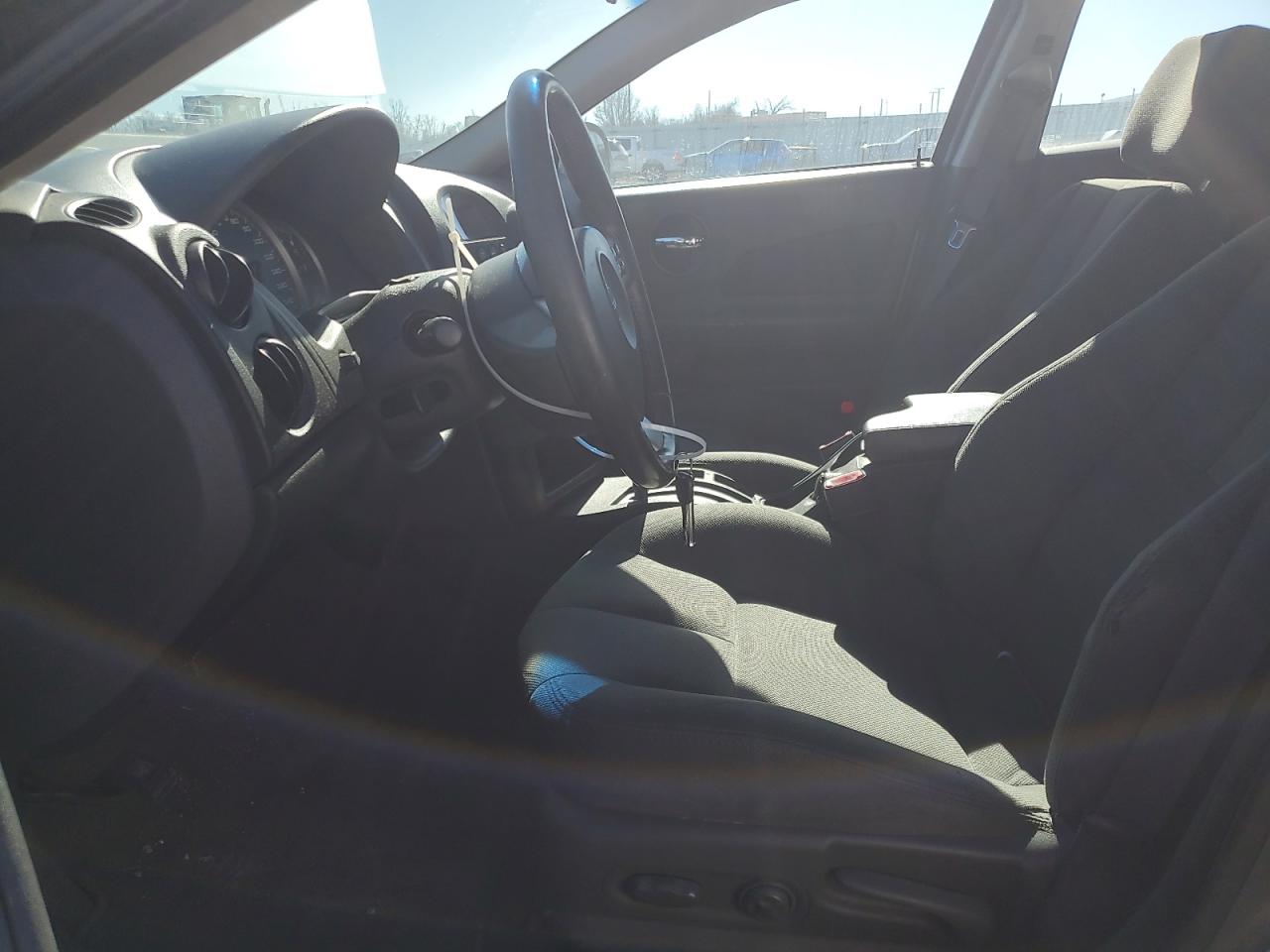 2005 Pontiac Grand Prix - Image 7