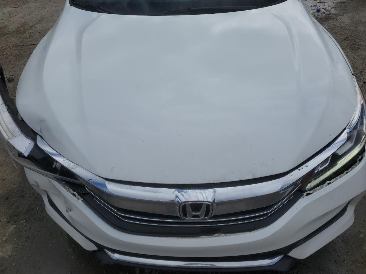 2016 Honda Accord - Image 11