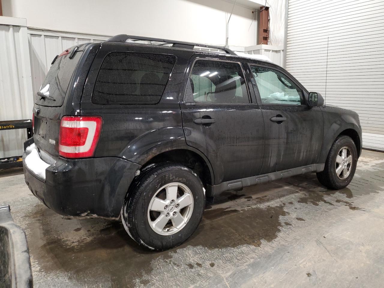 2011 Ford Escape - Image 3