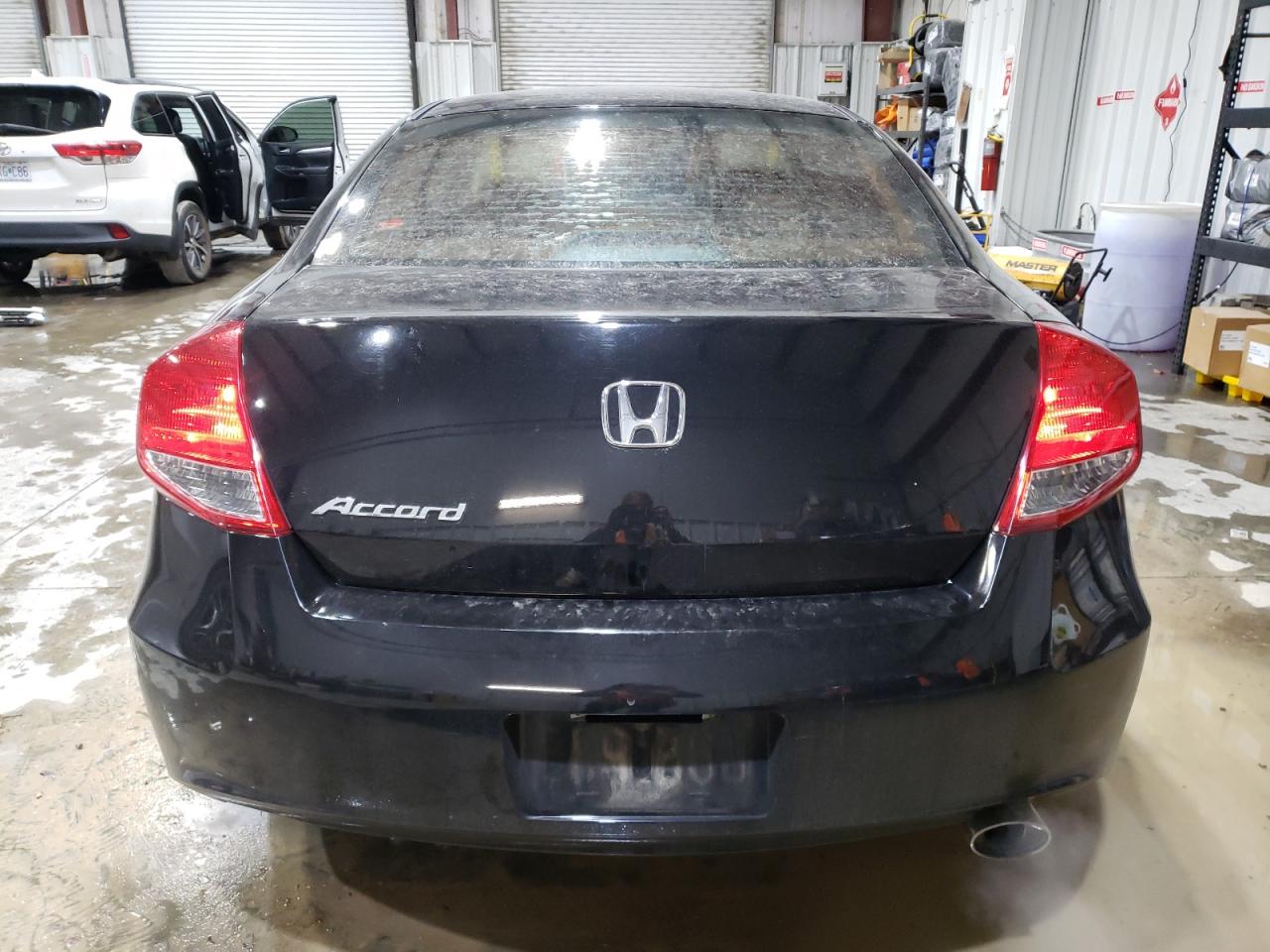 2012 Honda Accord - Image 6