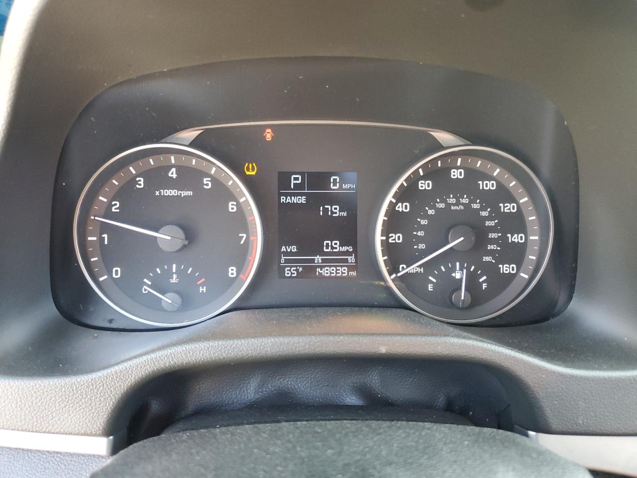 2018 Hyundai Elantra - Image 9