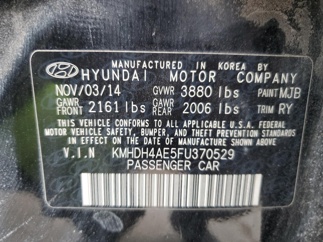2015 Hyundai Elantra - Image 12