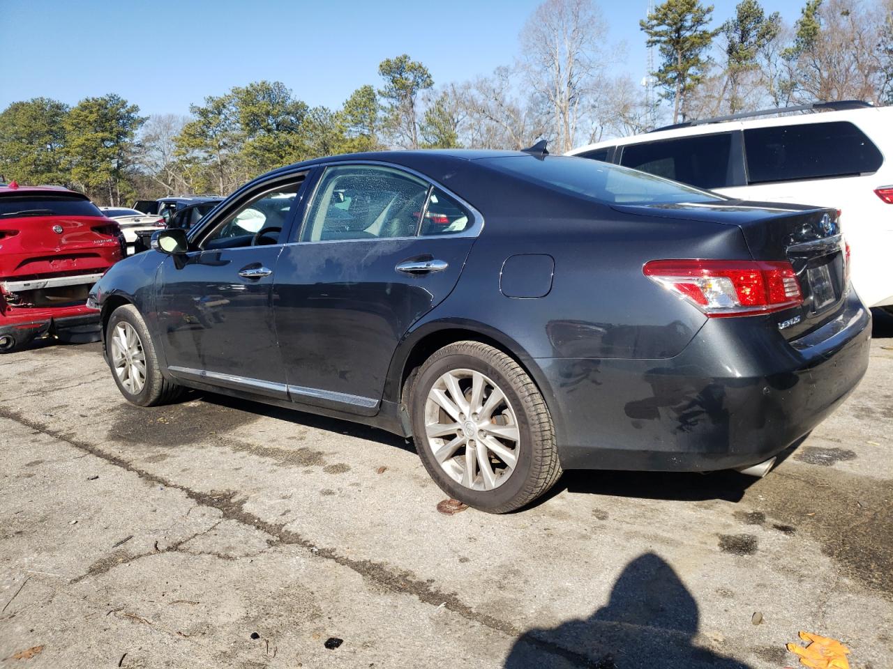 2010 Lexus ES - Image 2
