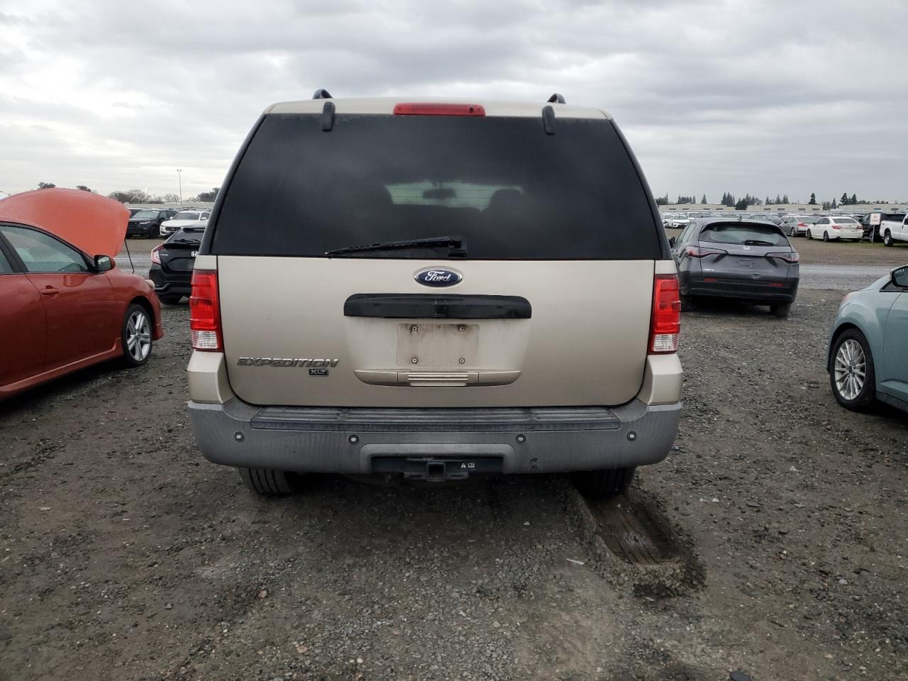 2006 Ford Expedition - Image 6