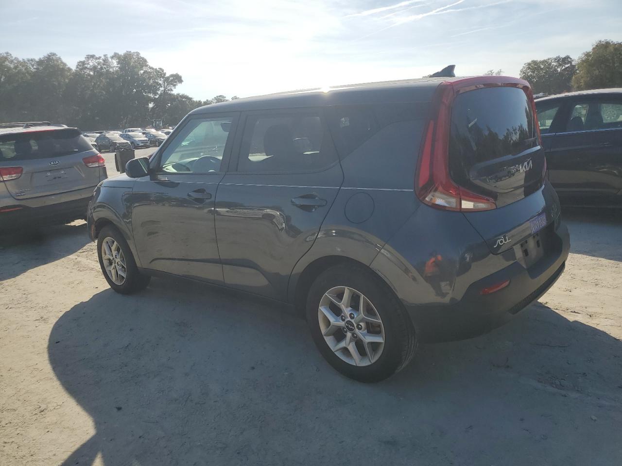 2022 Kia Soul - Image 2