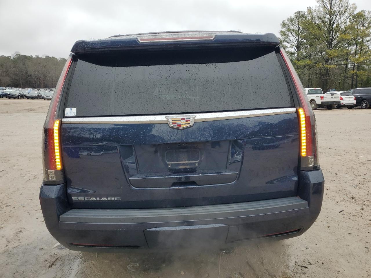 2019 Cadillac Escalade - Image 6