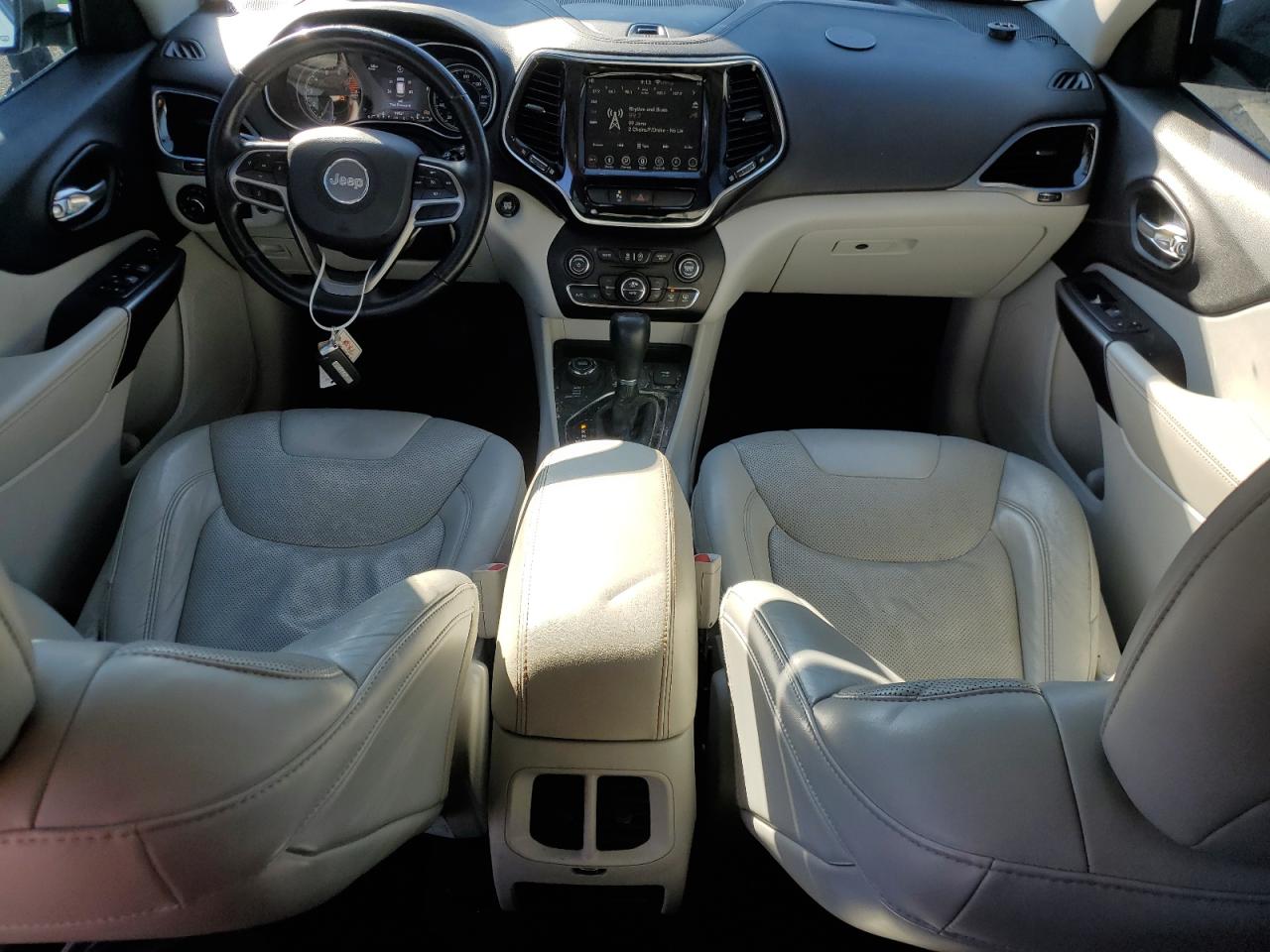 2019 Jeep Grand Cherokee - Image 8