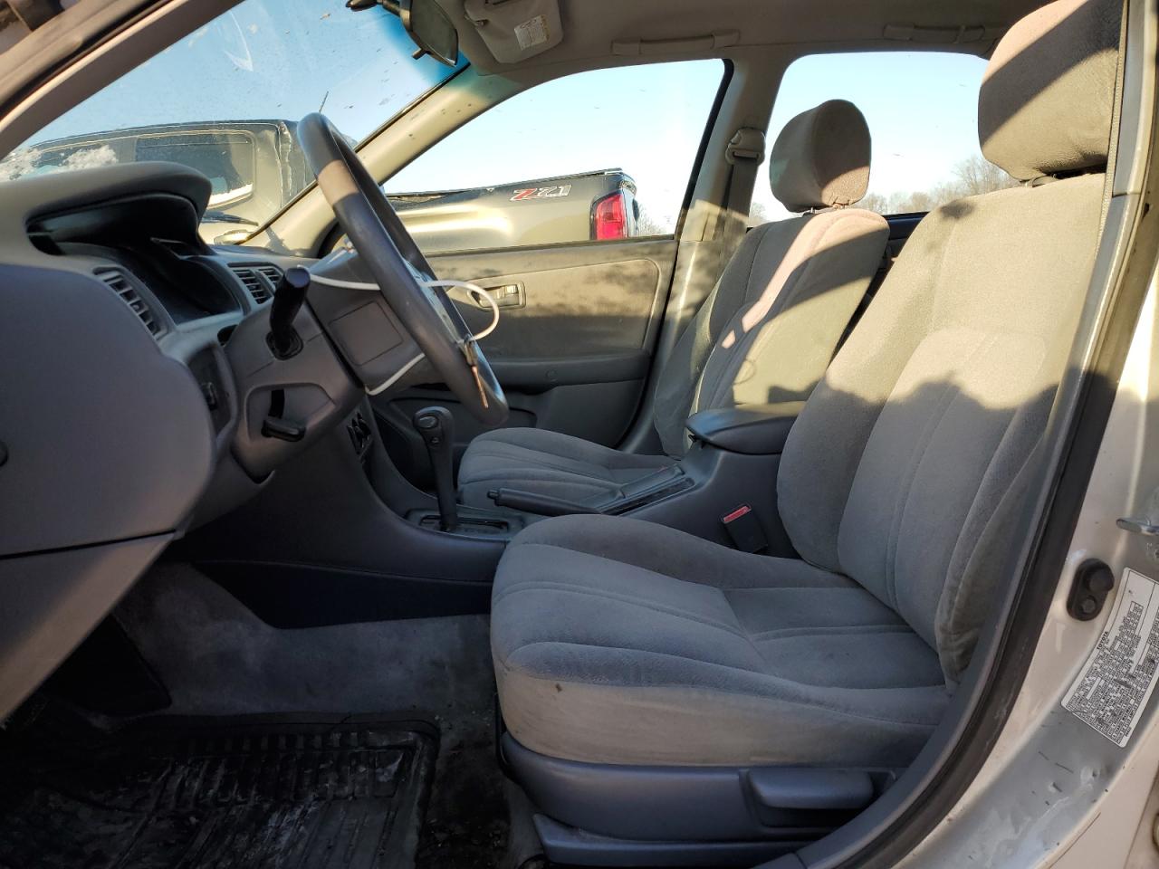 2001 Toyota Camry - Image 7