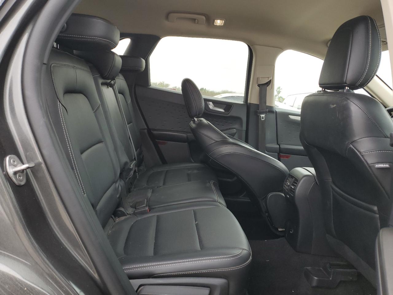 2020 Ford Escape - Image 11