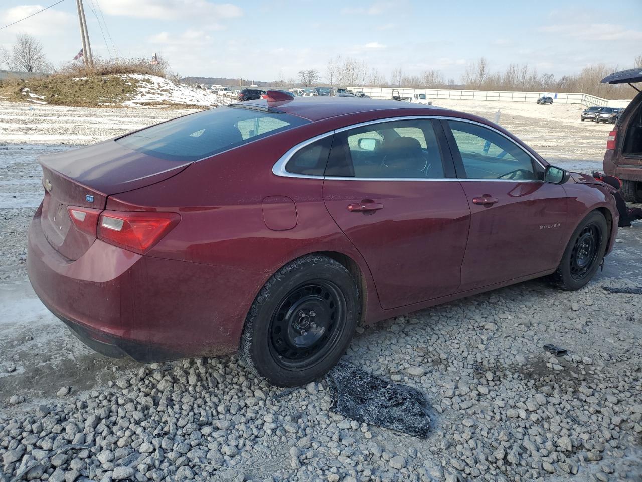 2018 Chevrolet Malibu - Image 3