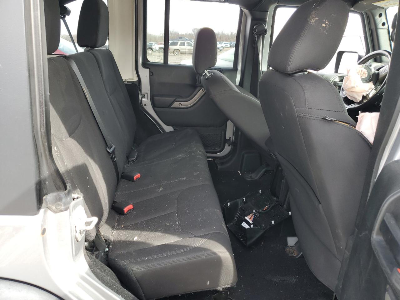2018 Jeep Wrangler - Image 10