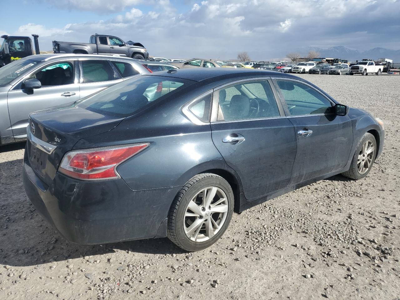 2015 Nissan Altima - Image 3