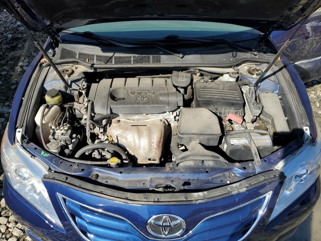 2011 Toyota Camry - Image 11