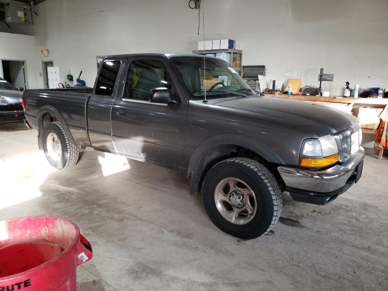 2000 Ford Ranger - Image 4