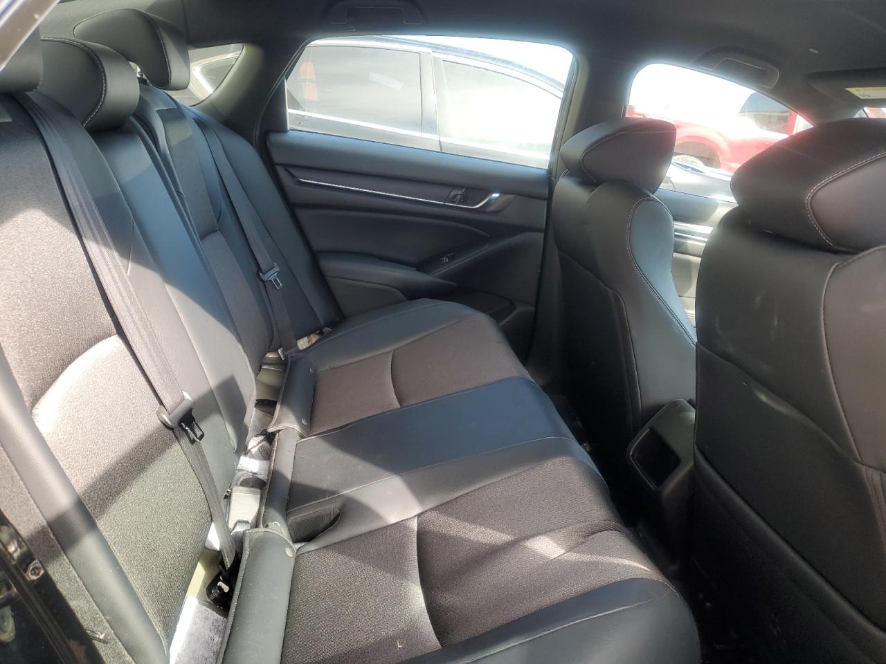 2018 Honda Accord - Image 10