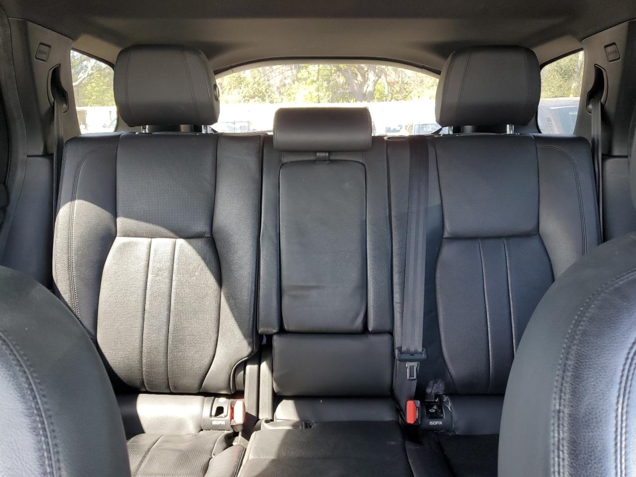 2018 Land Rover Discovery - Image 10