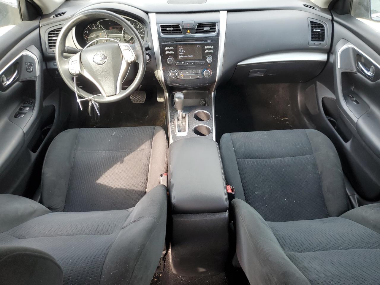 2015 Nissan Altima - Image 8