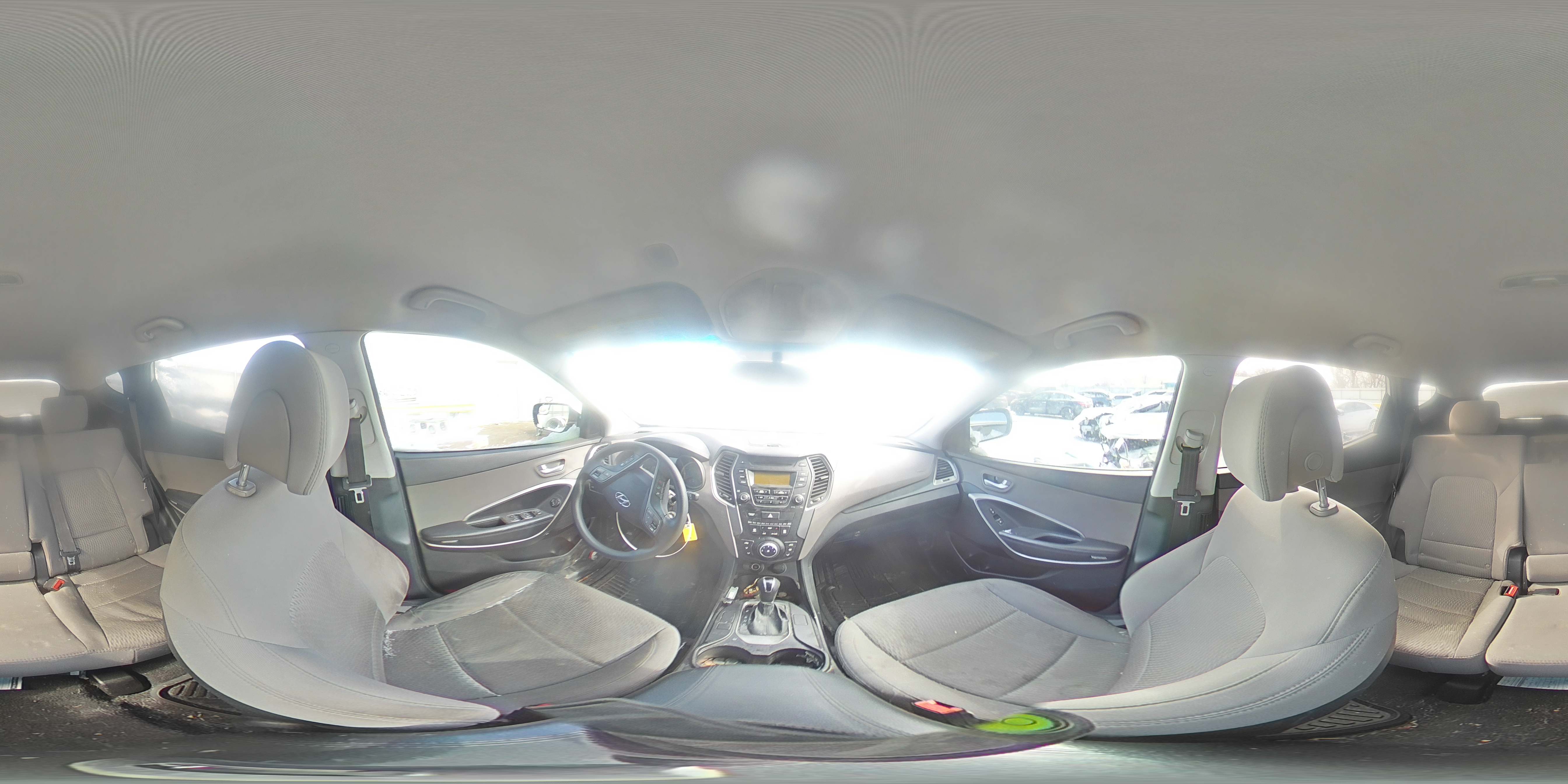 2016 Hyundai Santa Fe - Image 14