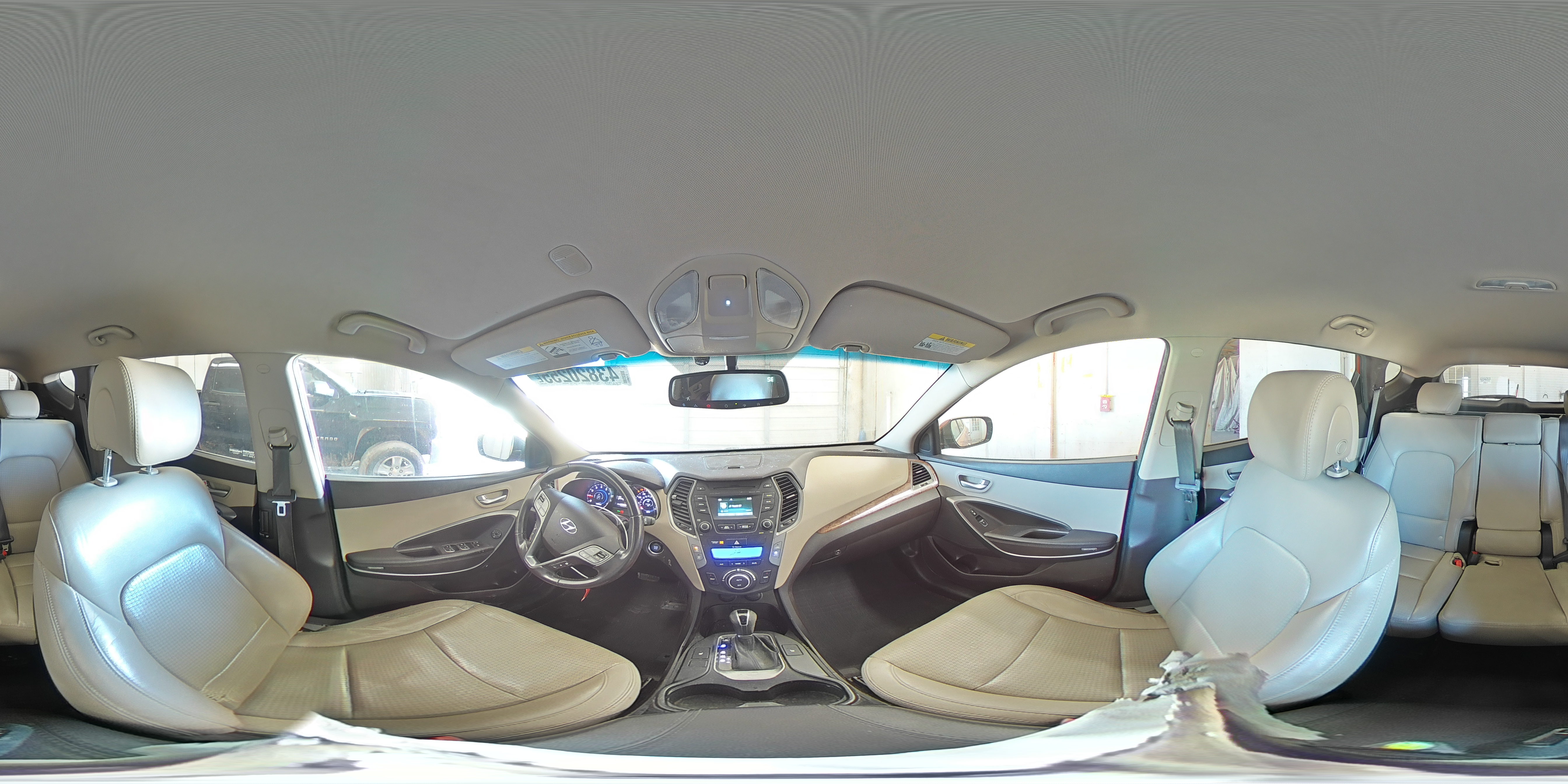 2013 Hyundai Santa Fe - Image 15