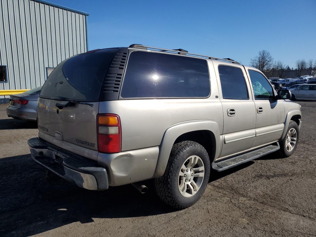 2002 Chevrolet Suburban - Image 3