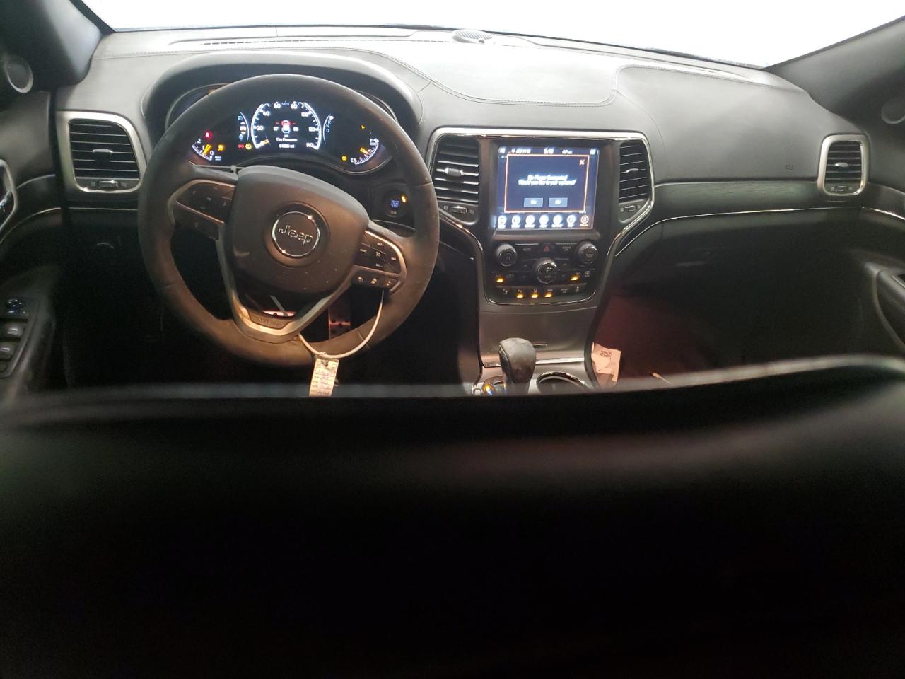 2018 Jeep Grand Cherokee - Image 8