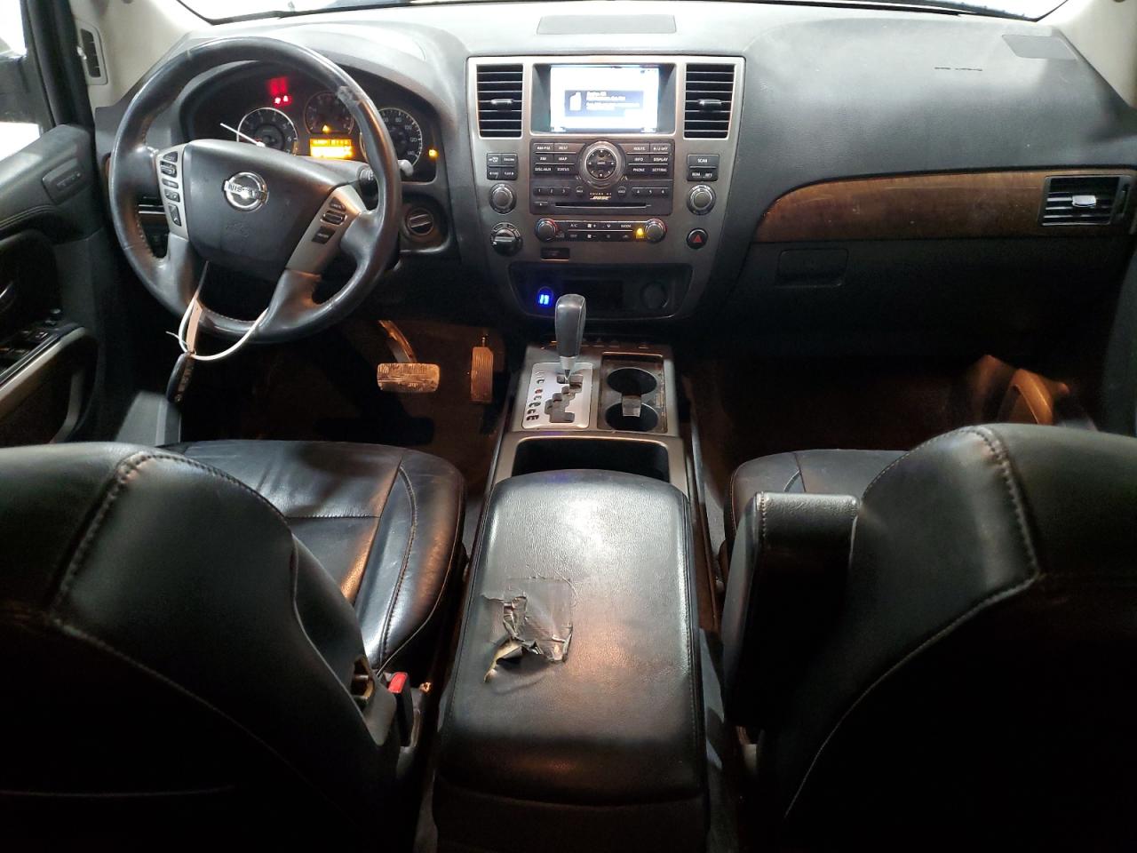 2015 Nissan Armada - Image 8