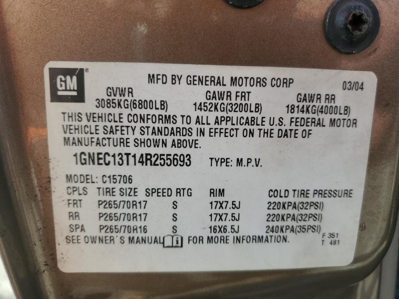 2004 Chevrolet Tahoe - Image 13