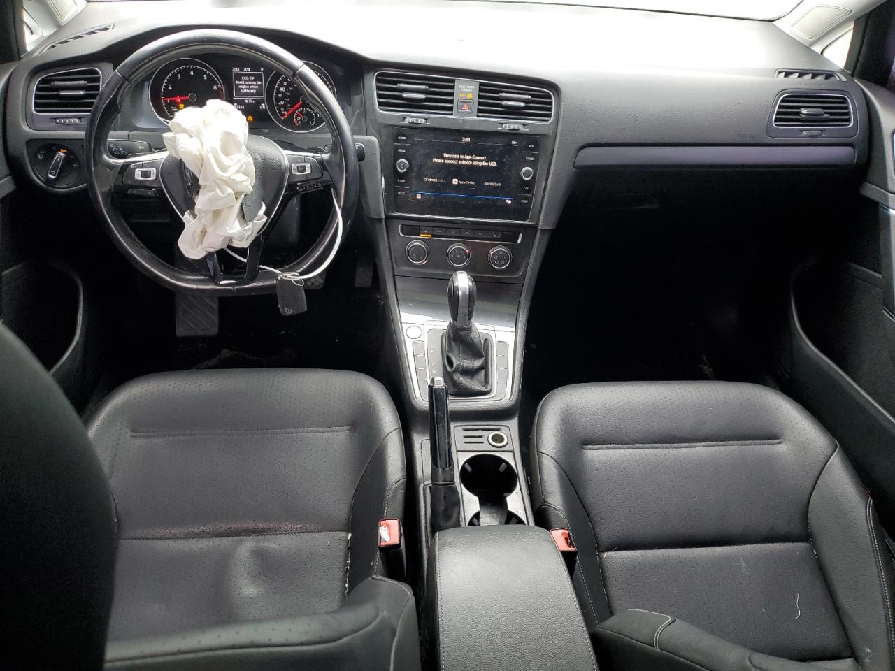 2018 Volkswagen Golf - Image 8