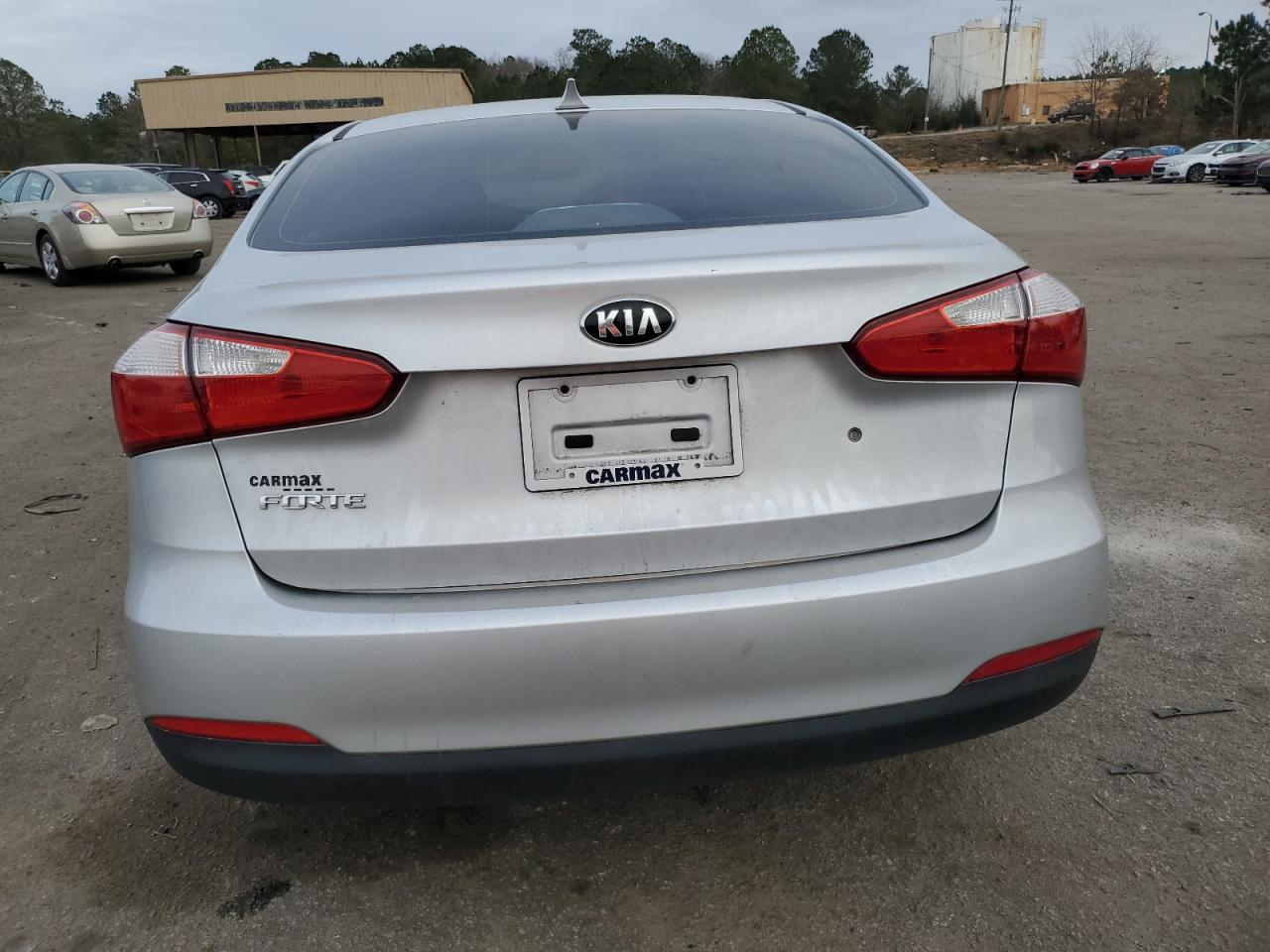 2015 Kia Forte - Image 6