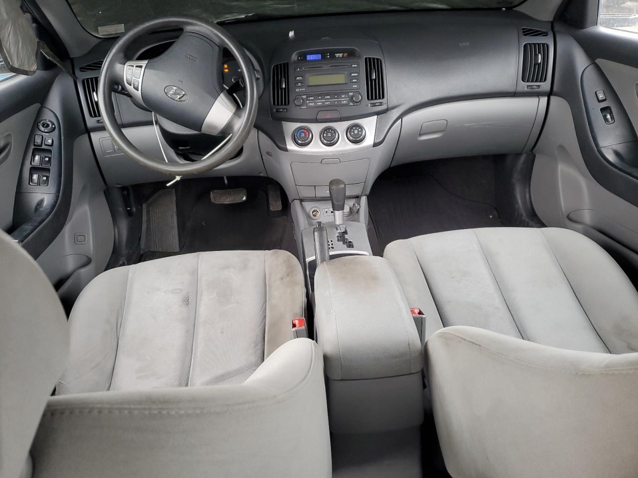 2009 Hyundai Elantra - Image 8