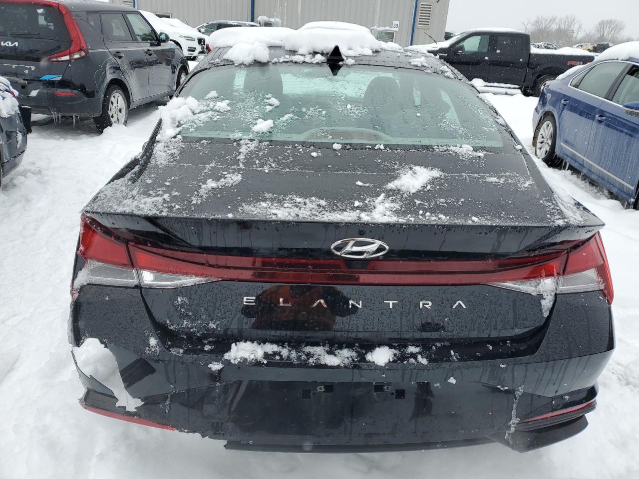 2023 Hyundai Elantra - Image 6