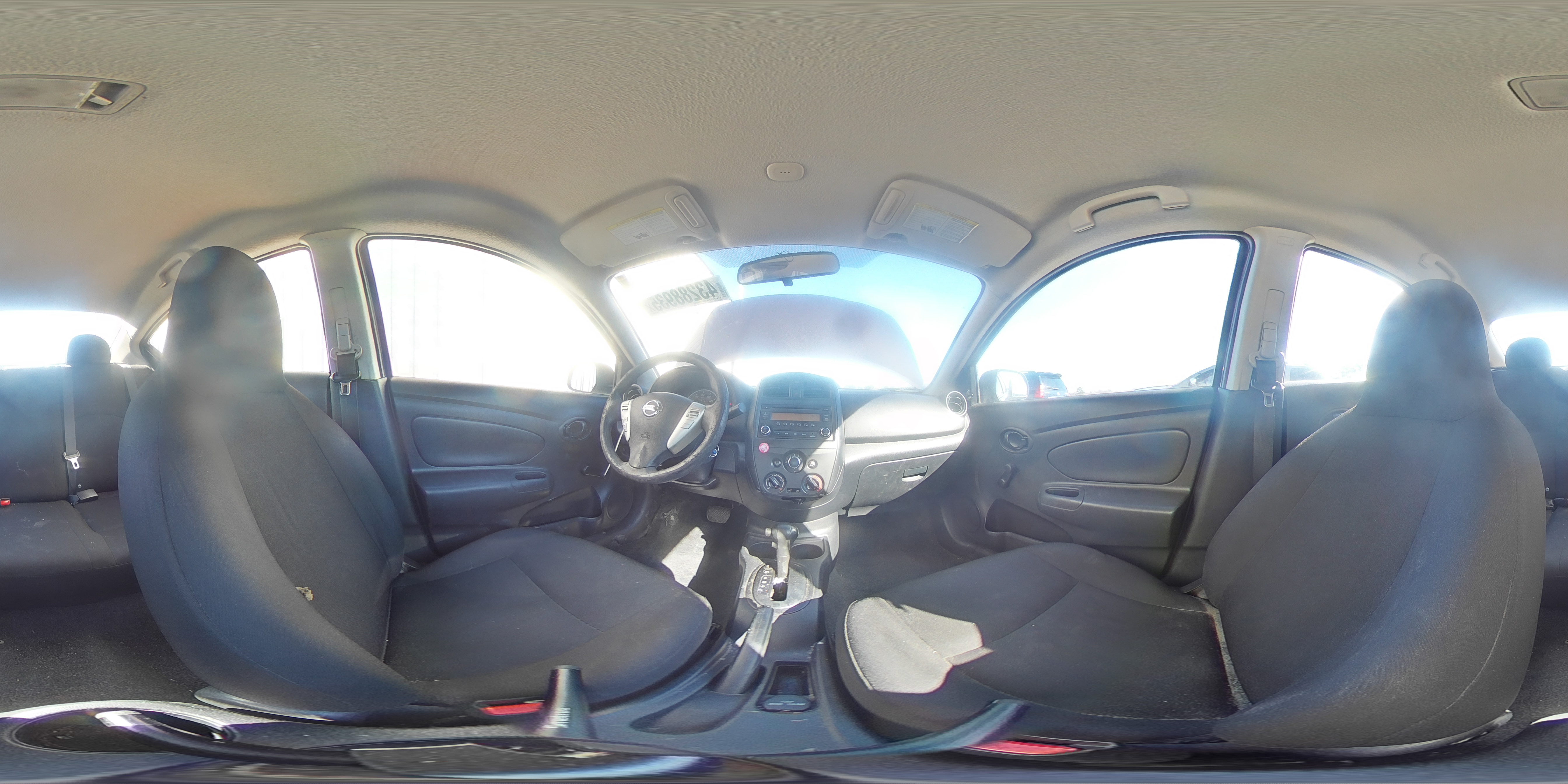 2015 Nissan Versa - Image 15
