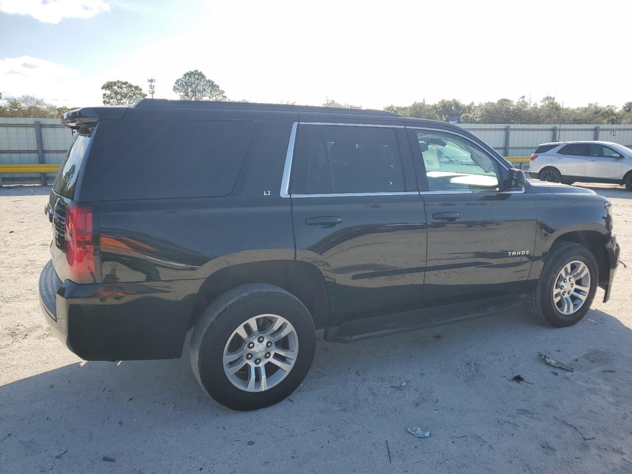 2016 Chevrolet Tahoe - Image 3