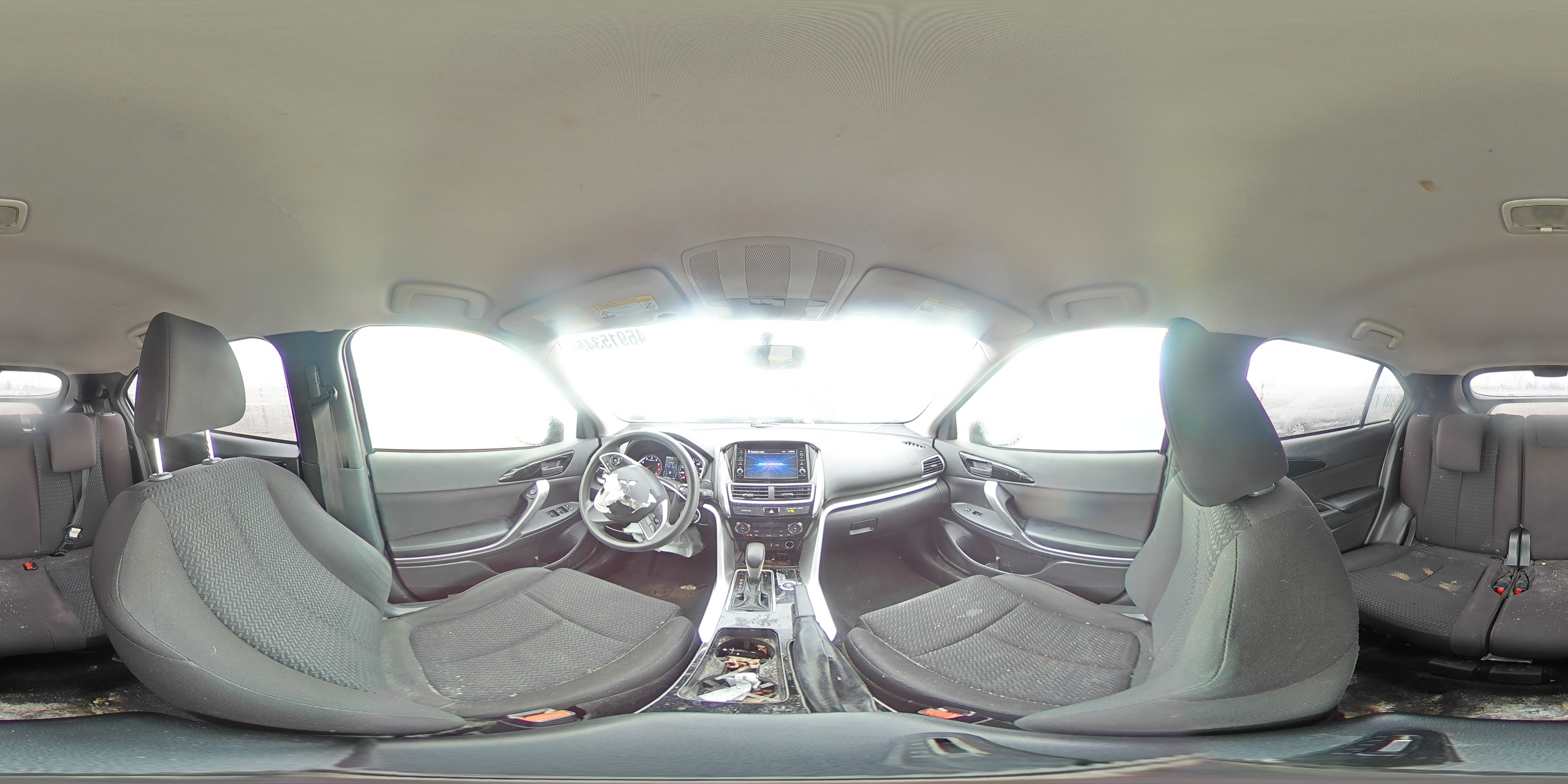 2019 Mitsubishi Eclipse - Image 14