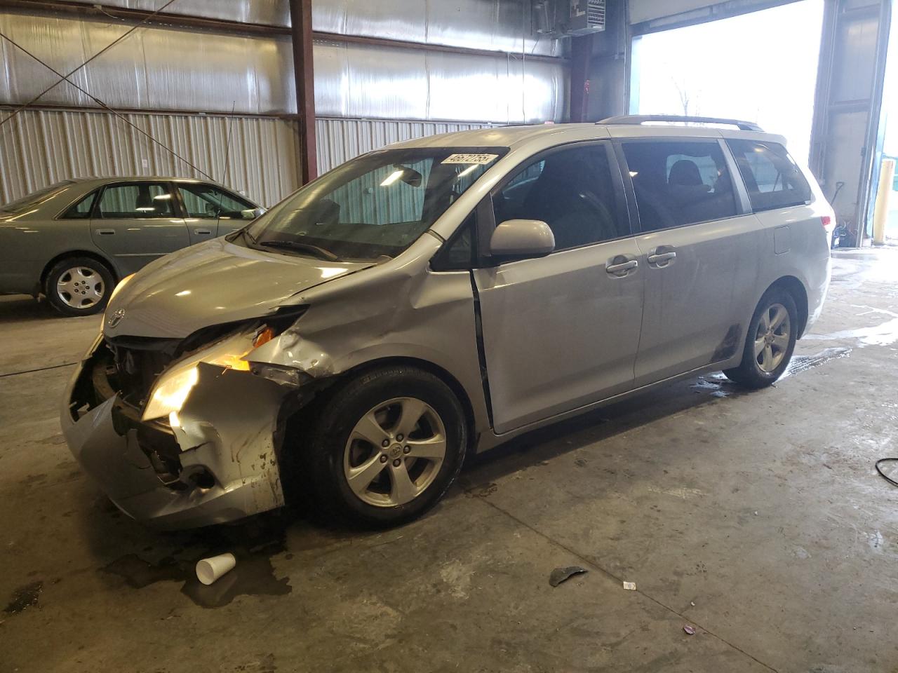 2012 Toyota Sienna - Image 1