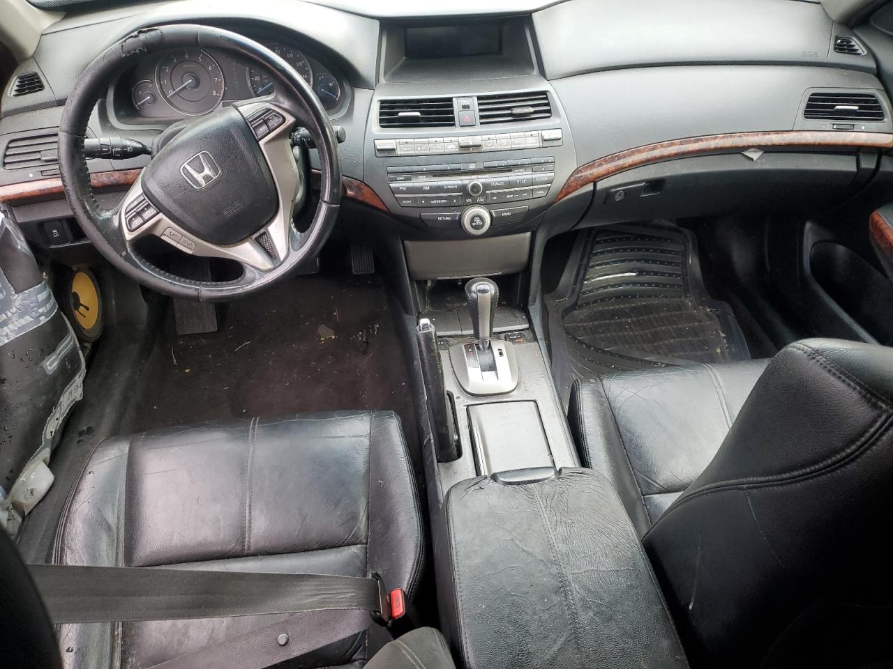2011 Honda Accord - Image 8