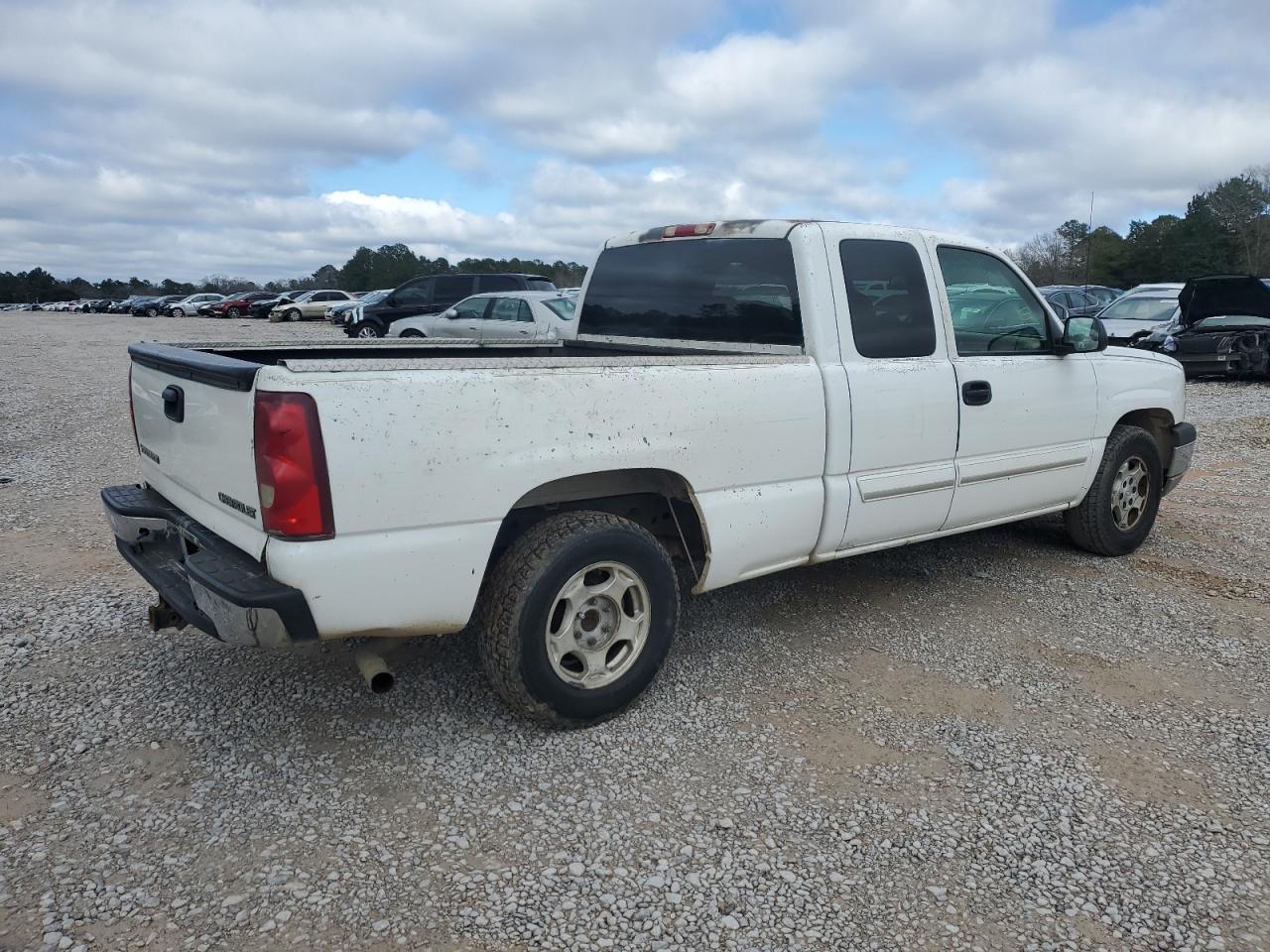 2003 Chevrolet Silverado - Image 3