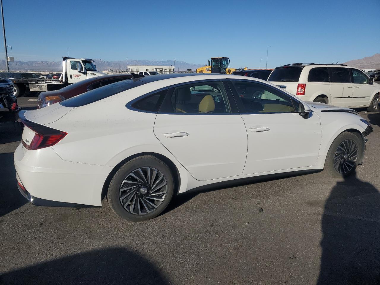 2021 Hyundai Sonata - Image 3