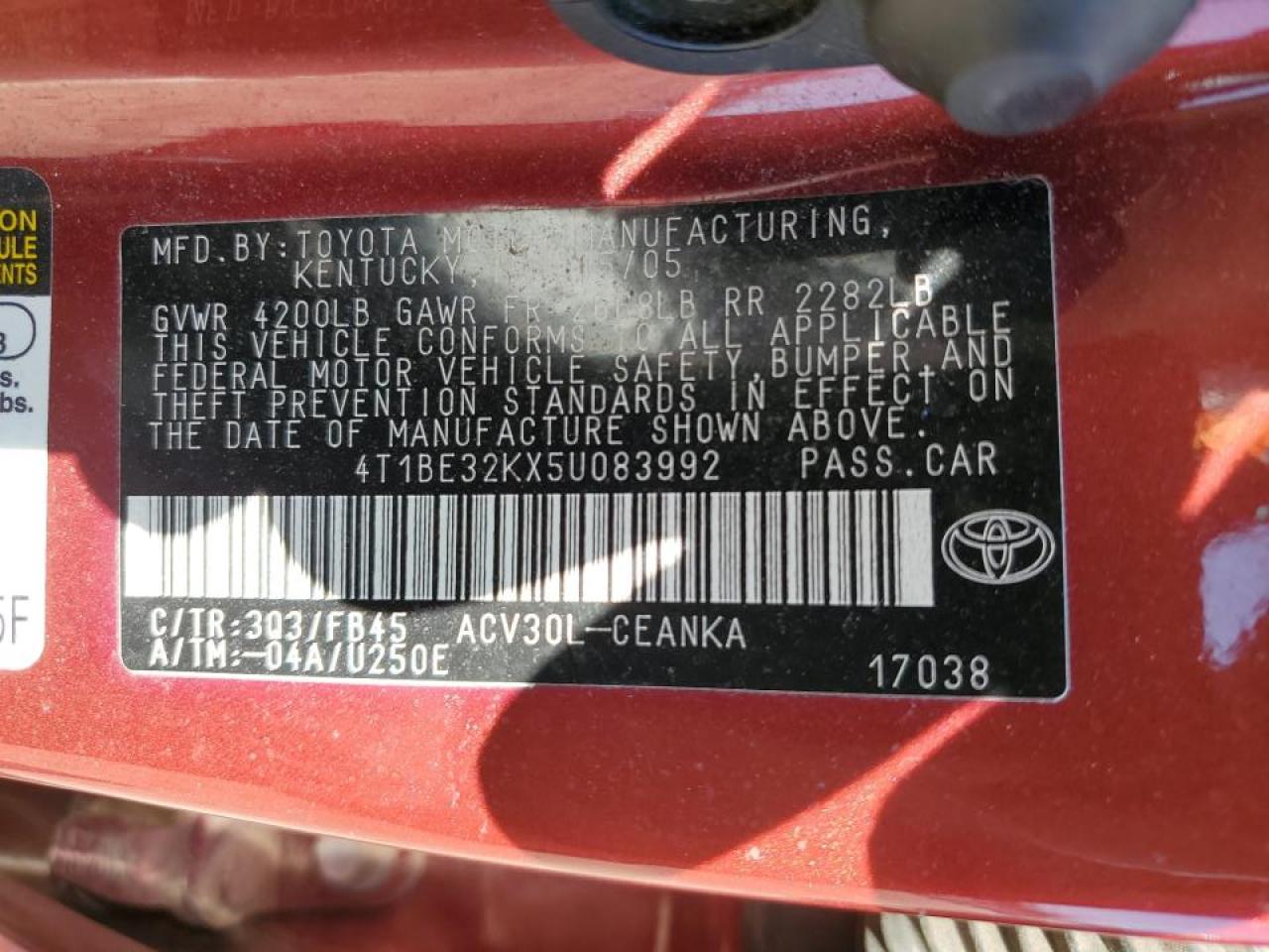 2005 Toyota Camry - Image 12