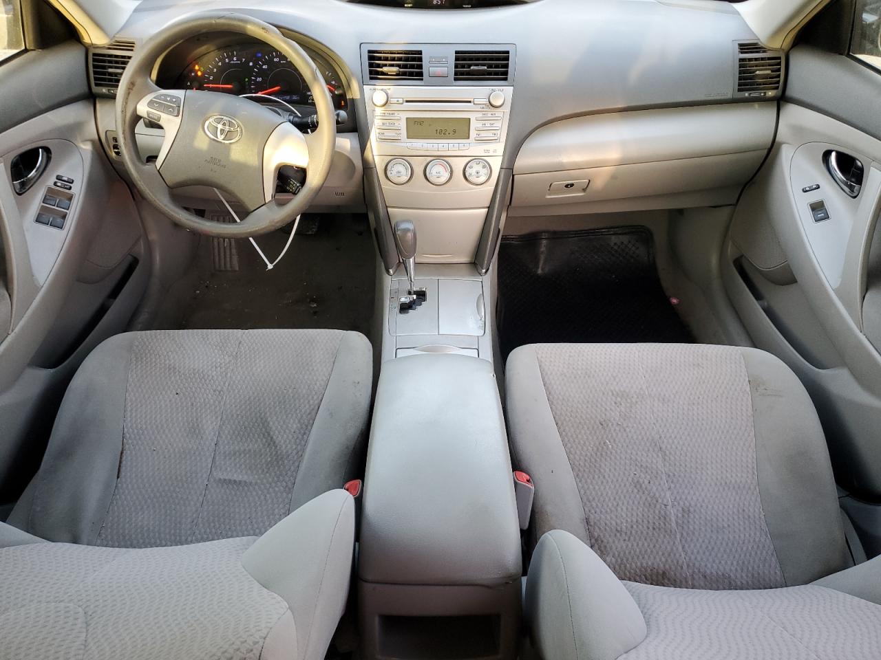 2011 Toyota Camry - Image 8