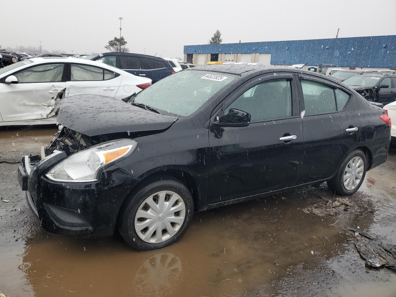 2015 Nissan Versa - Image 1