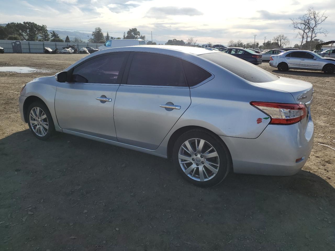 2014 Nissan Sentra - Image 2