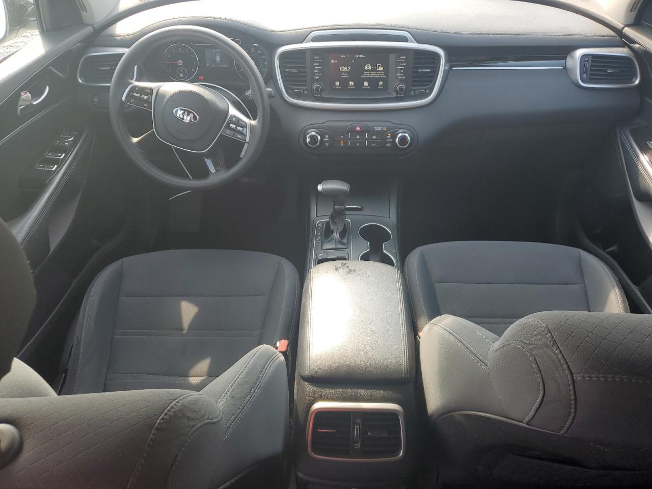 2019 Kia Sorento - Image 8