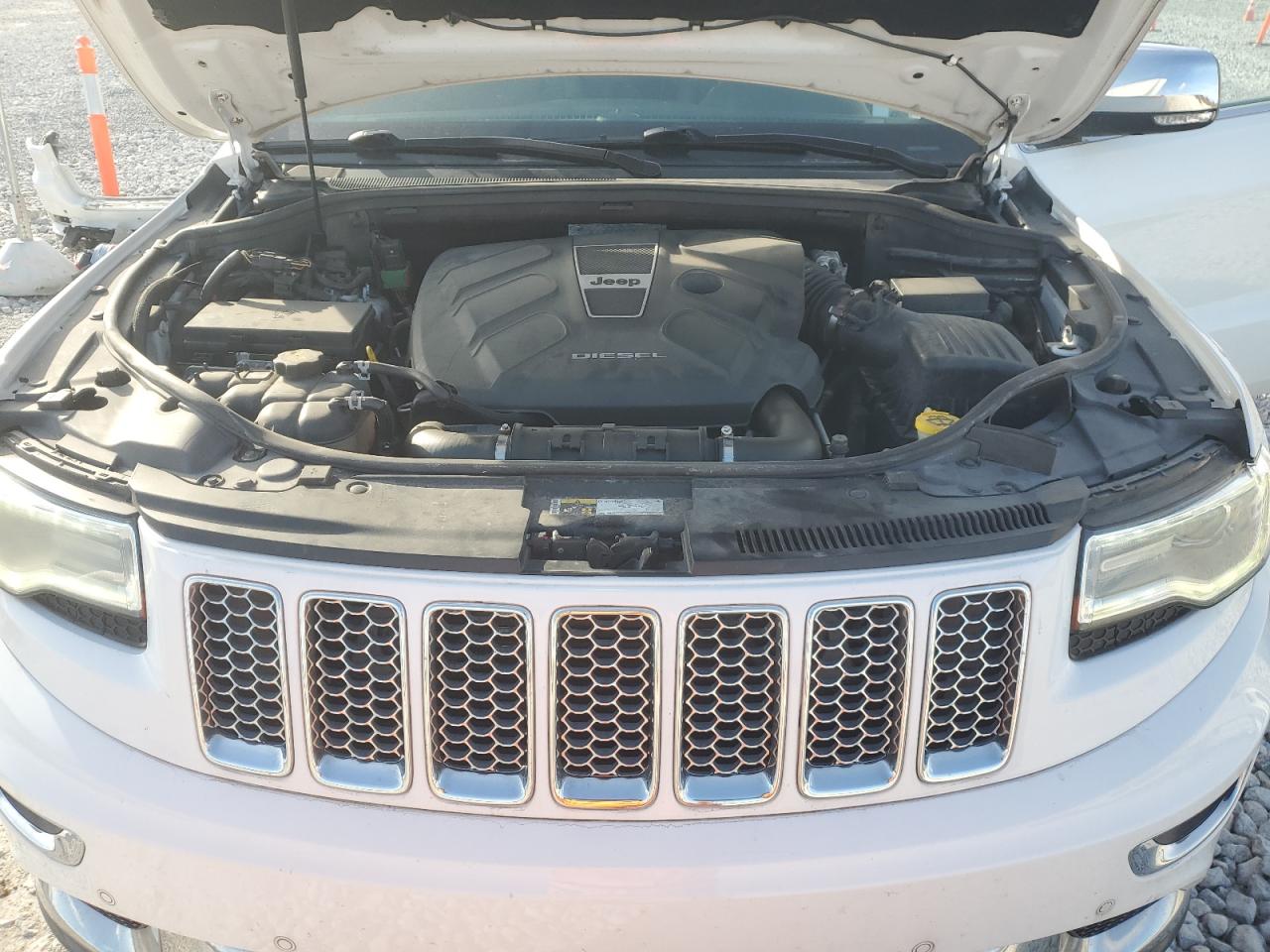 2016 Jeep Grand Cherokee - Image 12