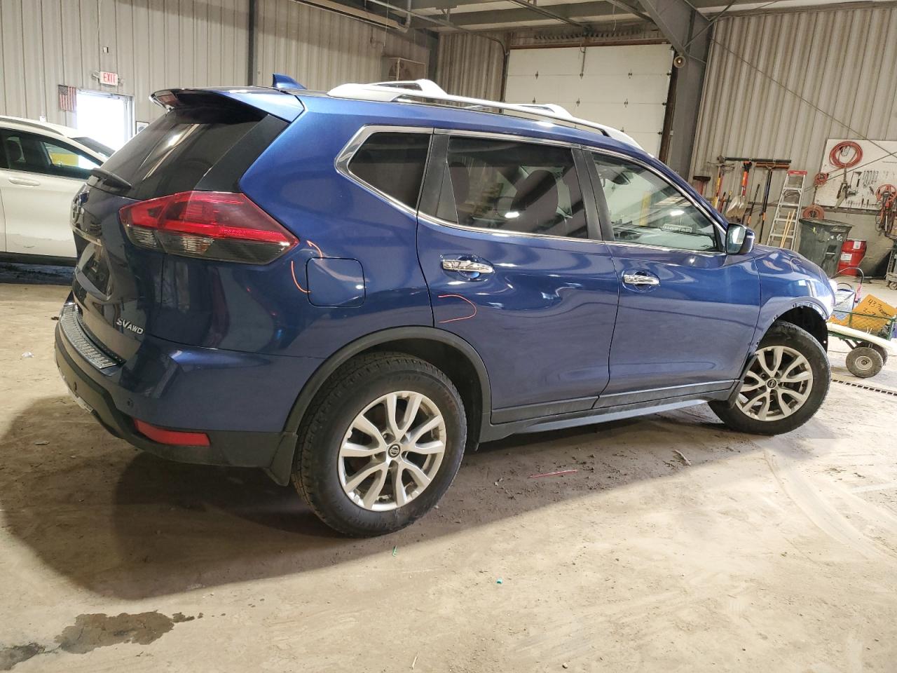 2019 Nissan Rogue - Image 3